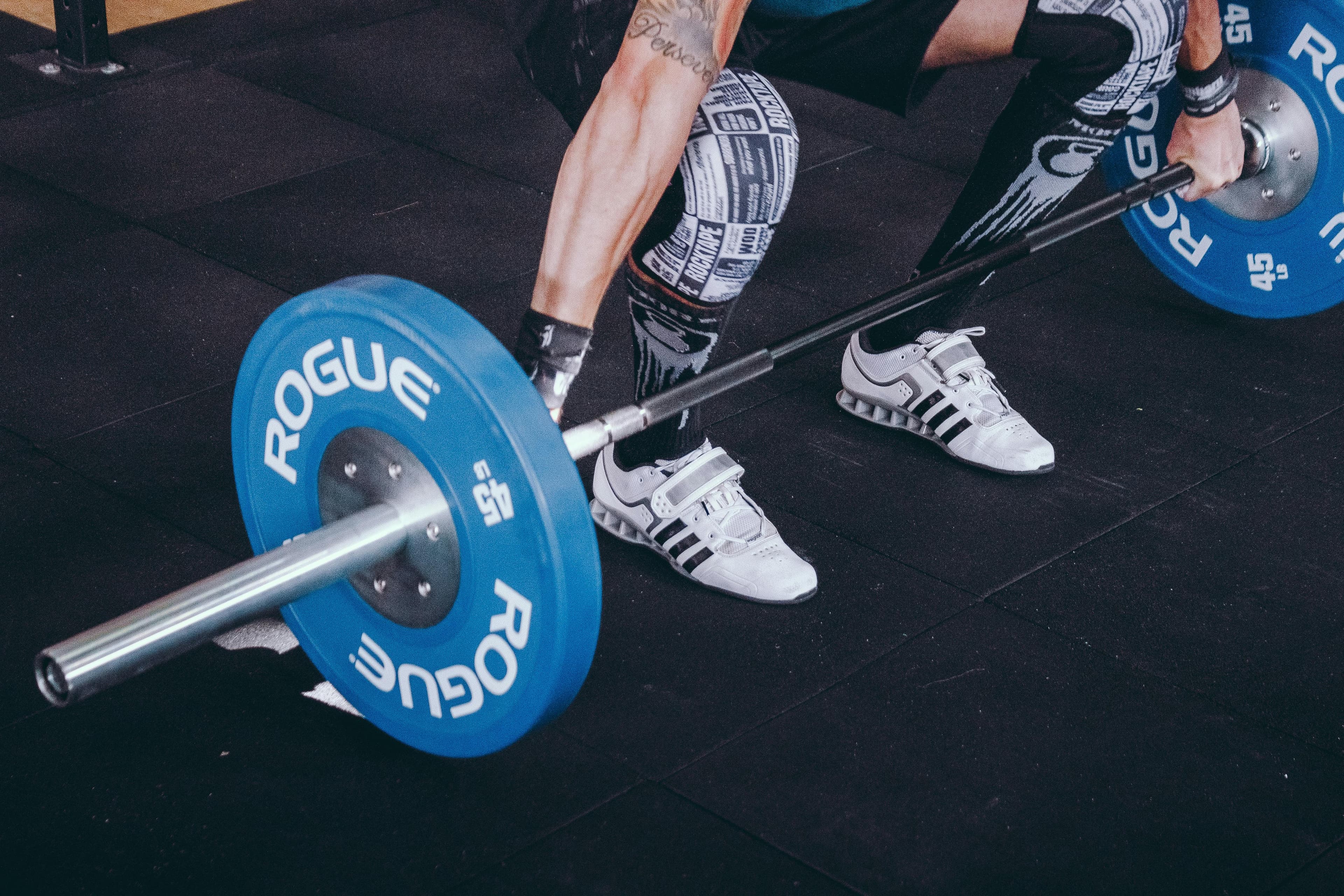 Shortfundly Rent - Find perfect studio and equipment rental spaces - Gym facility background image